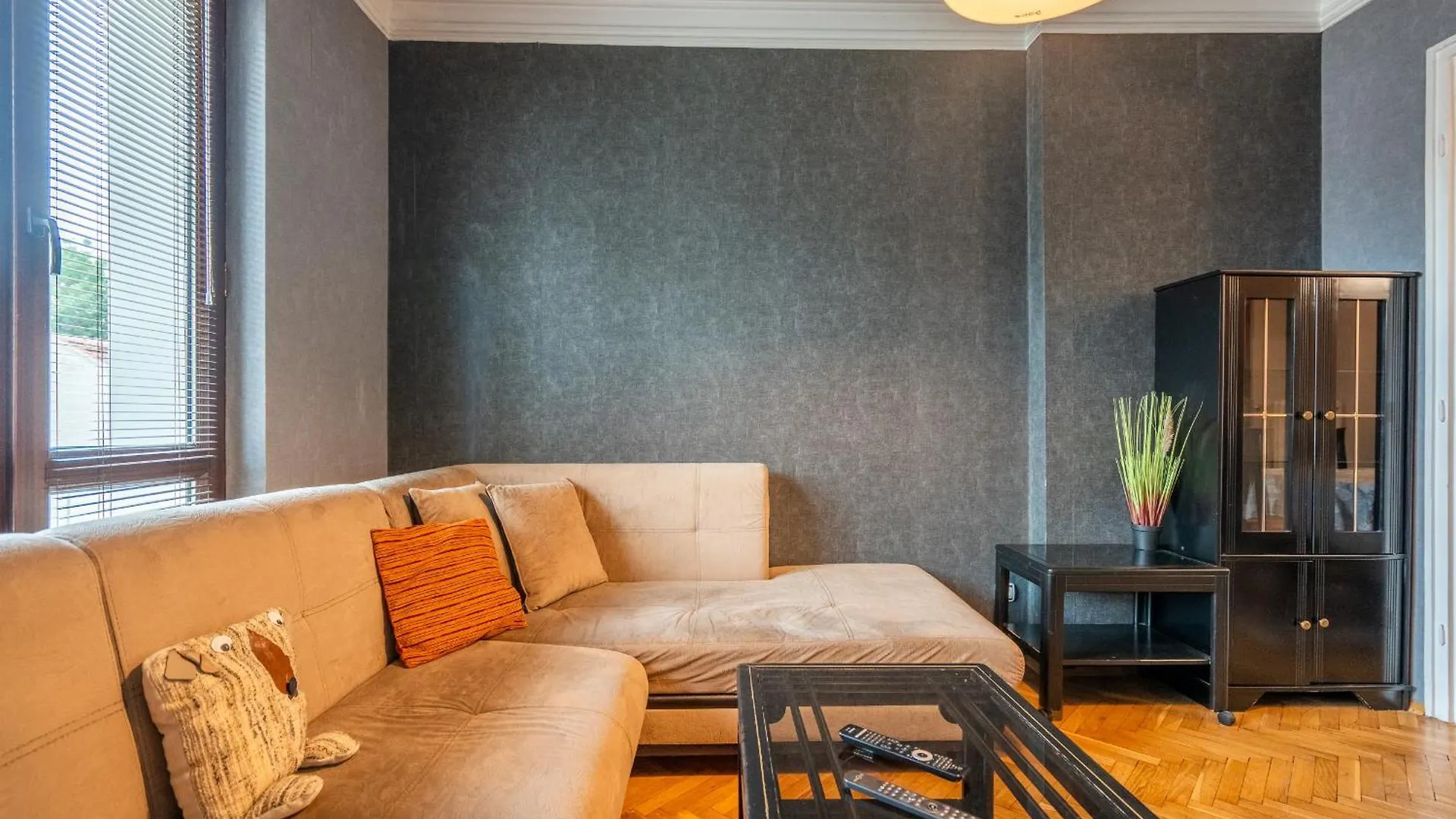 2Bdr Retro Coziness Apartment Sofia 0*,