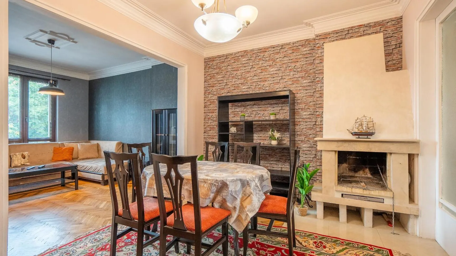 2Bdr Retro Coziness Apartment Sofia