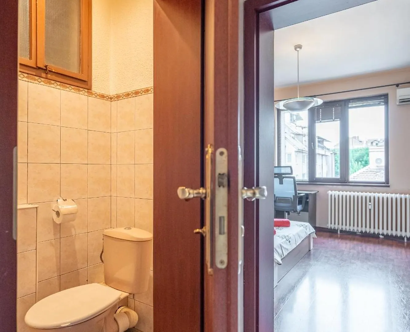 2Bdr Retro Coziness Apartment Sofia Bulgaria